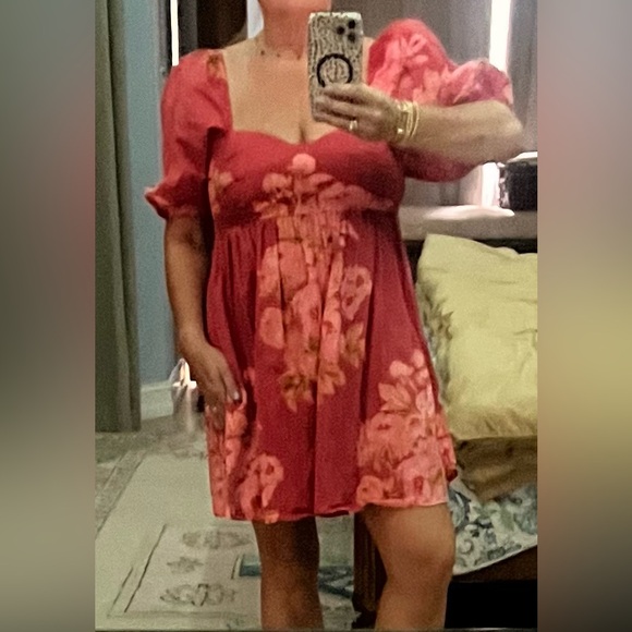 Free People puff sleeves, elastic back, mini dress, pink floral, cotton, easy - Picture 5 of 11